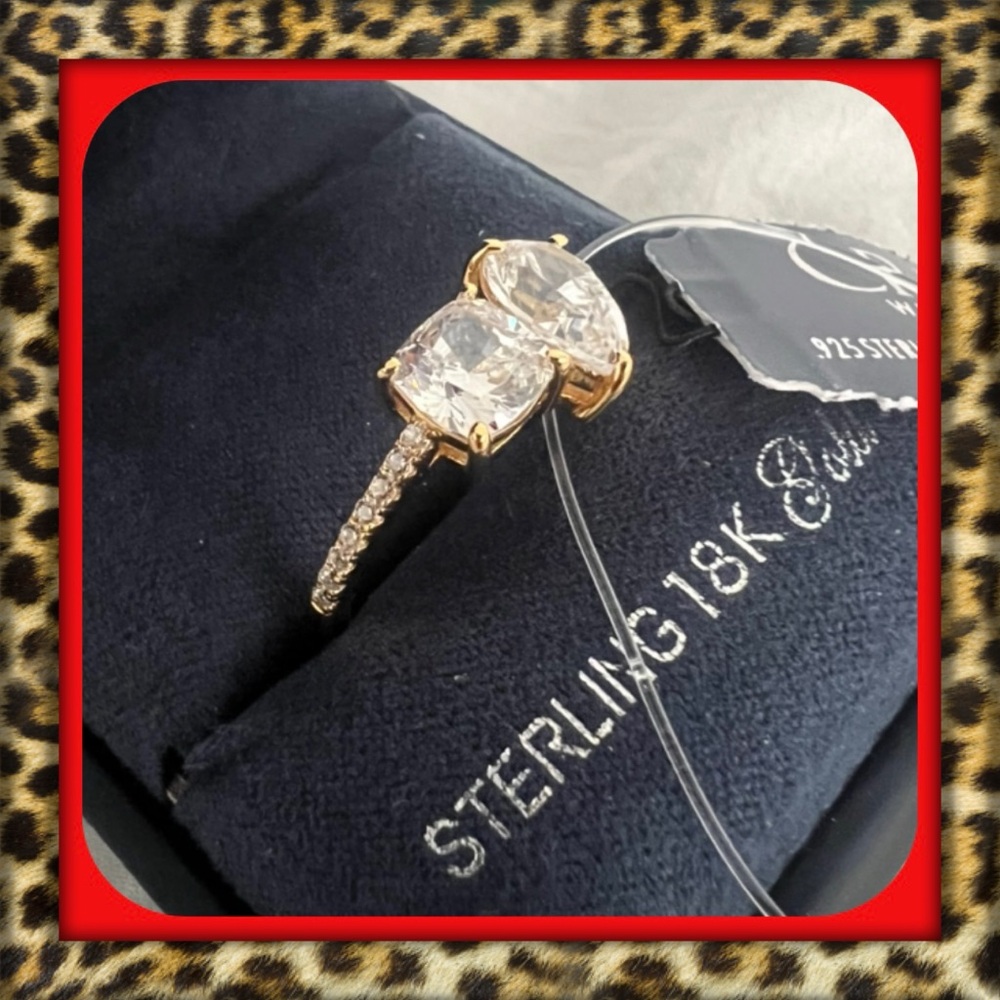 👑✅PRICE FIRM✅ 18K Gold and .925 Silver Sterling Cubic Zirconia Ring. Brand New!